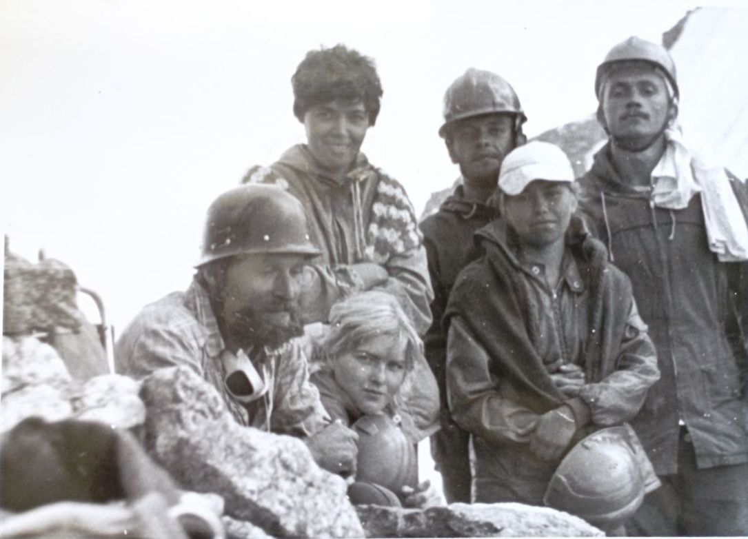 Кісь Наталія Василівна (по центру) на Кавказі, 1980-ті роки
